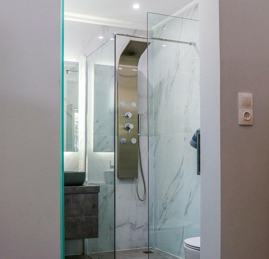Terpsis Apartment *